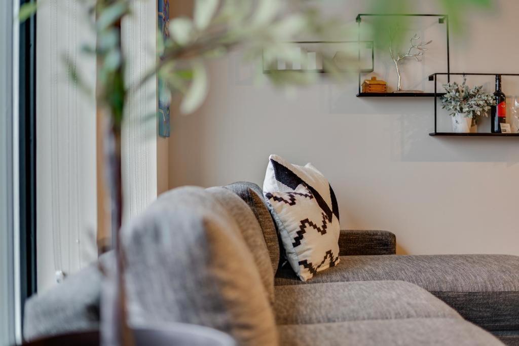 Minnestay Sable 702 - Alcove *